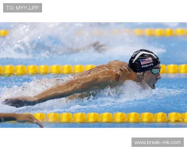 菲尔普斯以0.01秒优势险胜，百米蝶泳决赛惊心动魄